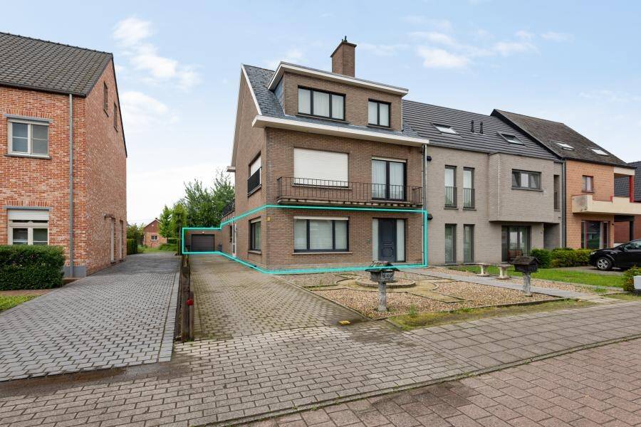 Appartement te  koop in Heist-op-den-Berg 2220 299000.00€ 2 slaapkamers 124.00m² - Zoekertje 260703