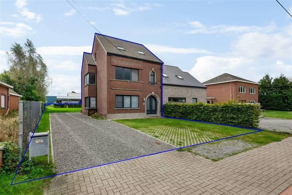 Huis te  koop in Onze-Lieve-Vrouw-Waver 2861 528000.00€ 3 slaapkamers 185.00m² - Zoekertje 263042