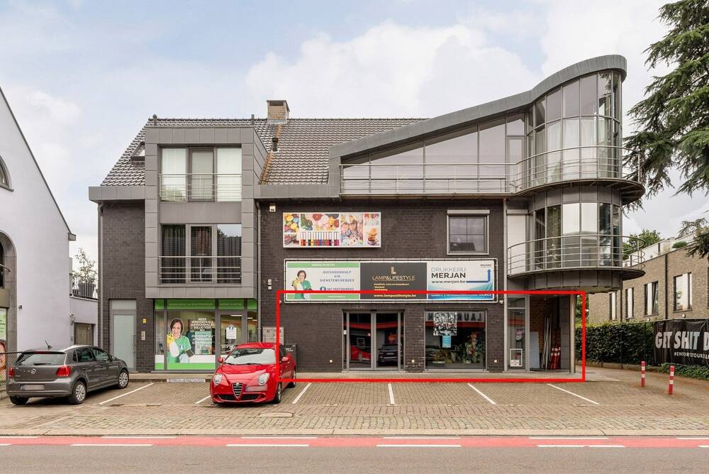 Handelszaak te  koop in Hoogstraten 2320 595000.00€  slaapkamers m² - Zoekertje 264256