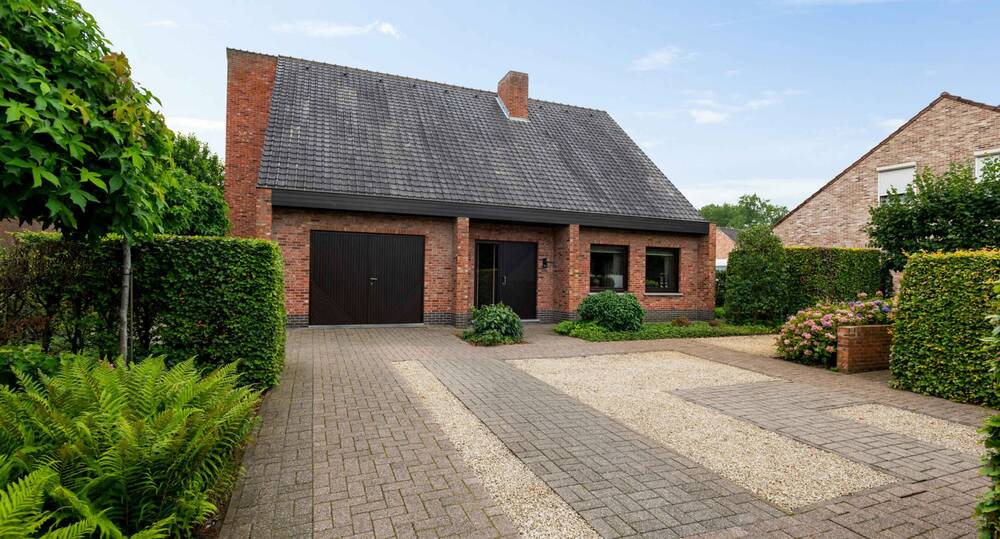 Villa te  koop in Mol 2400 547000.00€ 5 slaapkamers 264.00m² - Zoekertje 264923