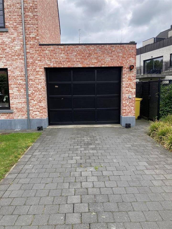 Parking te  huur in Lille 2275 0.00€  slaapkamers m² - Zoekertje 266279