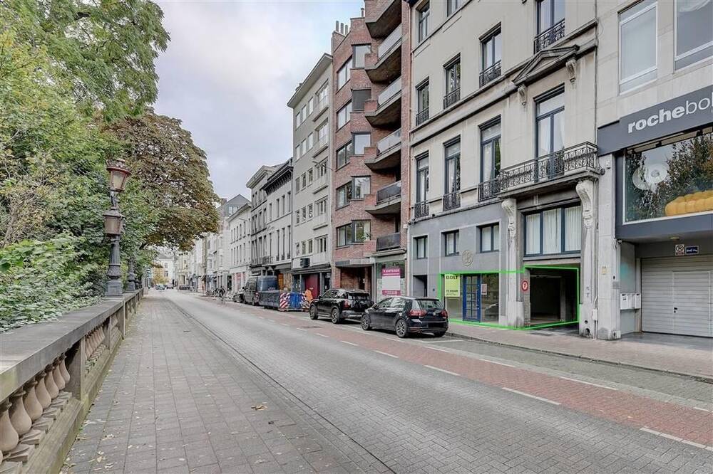 Handelszaak te  huur in Antwerpen 2000 2200.00€  slaapkamers 134.00m² - Zoekertje 266717