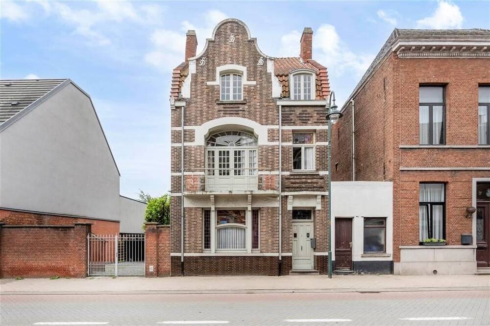 Huis te  koop in Balen 2490 298000.00€ 5 slaapkamers 210.00m² - Zoekertje 267764