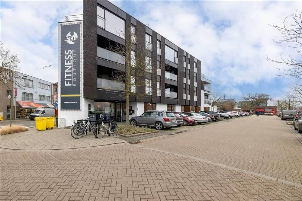 Handelszaak te  koop in Nijlen 2560 979000.00€  slaapkamers 687.00m² - Zoekertje 268760