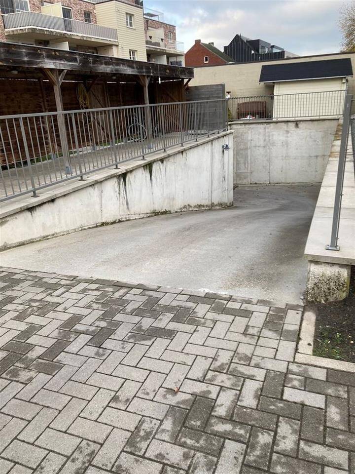 Parking te  koop in Malle 2390 19500.00€  slaapkamers m² - Zoekertje 269908