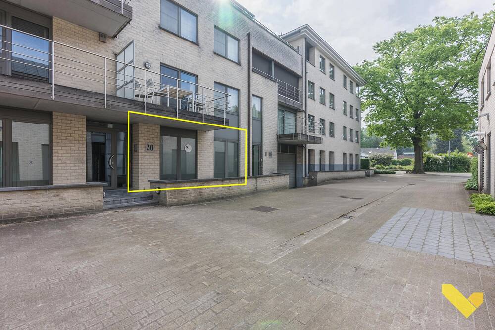 Handelszaak te  koop in Kasterlee 2460 259000.00€  slaapkamers 95.00m² - Zoekertje 272642