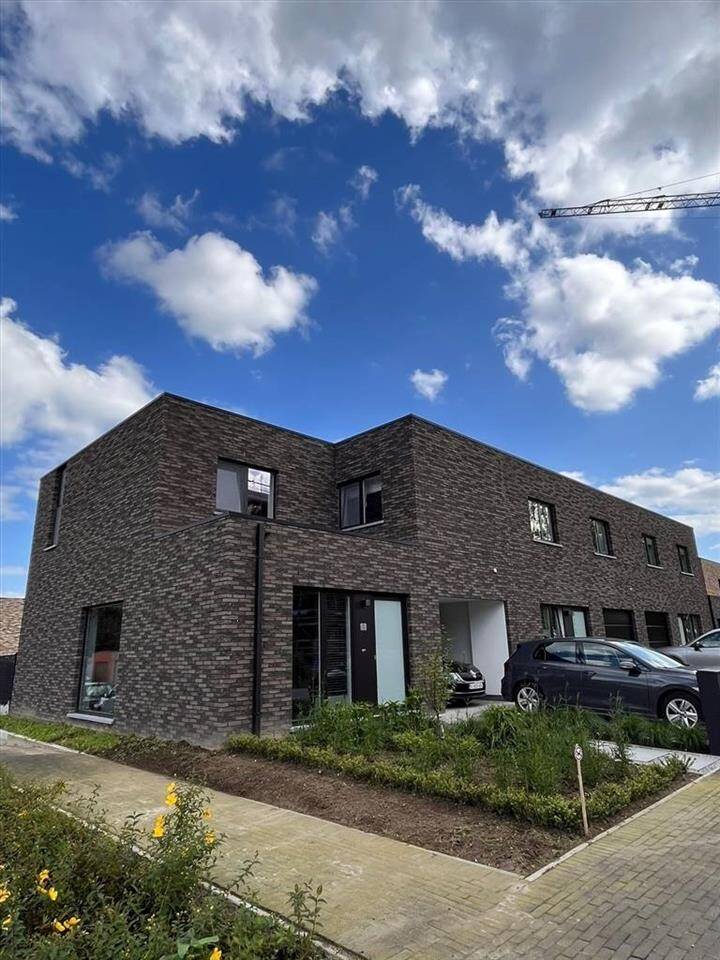 Huis te  koop in Boom 2850 410000.00€ 3 slaapkamers 134.00m² - Zoekertje 273979