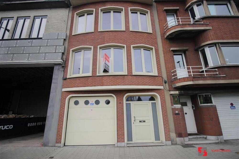 Huis te  huur in Wilrijk 2610 2200.00€ 3 slaapkamers 286.00m² - Zoekertje 283307