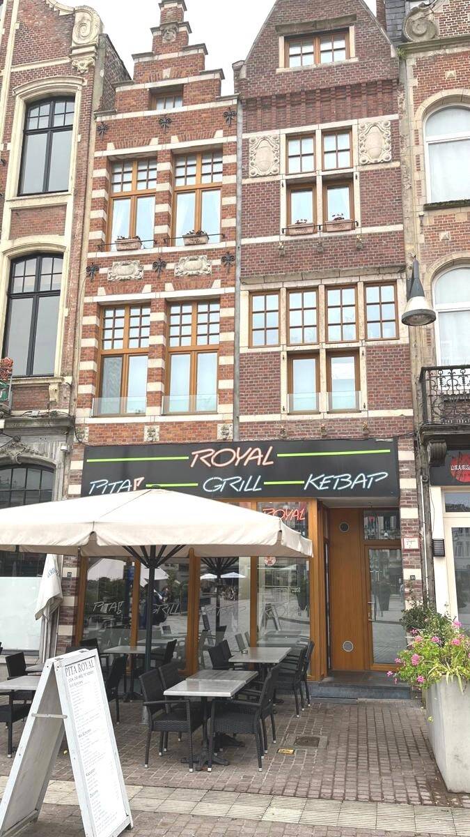 Handelszaak te  koop in Lier 2500 600000.00€  slaapkamers 120.00m² - Zoekertje 282530