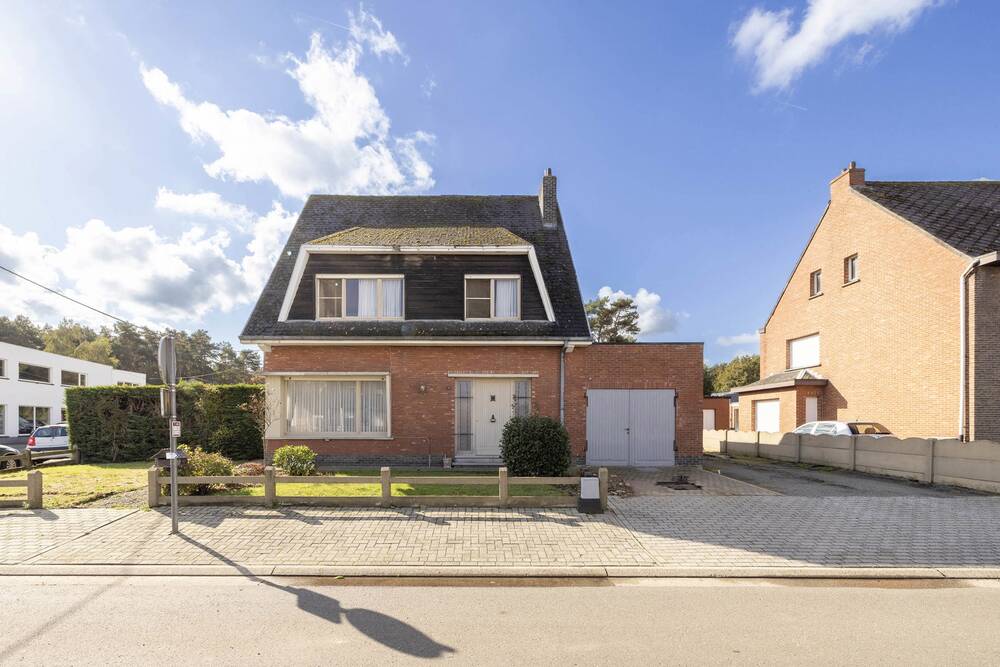 Huis te  koop in Nijlen 2560 365000.00€ 3 slaapkamers 177.00m² - Zoekertje 286935