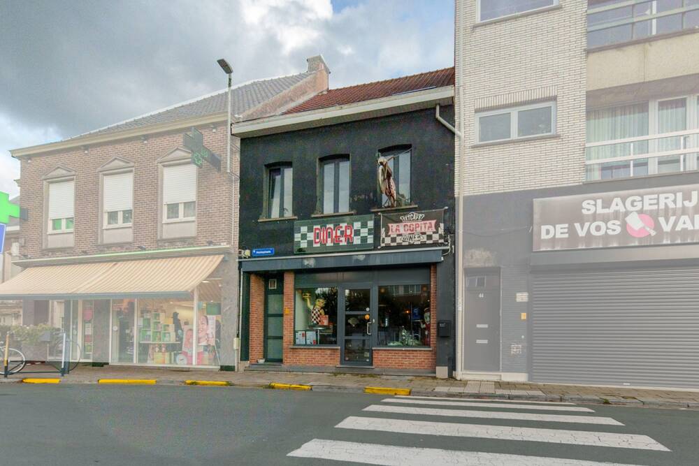 Handelszaak te  koop in Niel 2845 495000.00€  slaapkamers 277.00m² - Zoekertje 287045