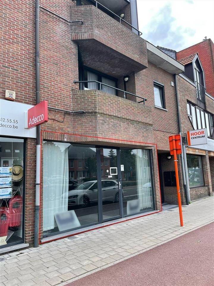 Handelszaak te  huur in Oostmalle 2390 1300.00€  slaapkamers 107.00m² - Zoekertje 288178