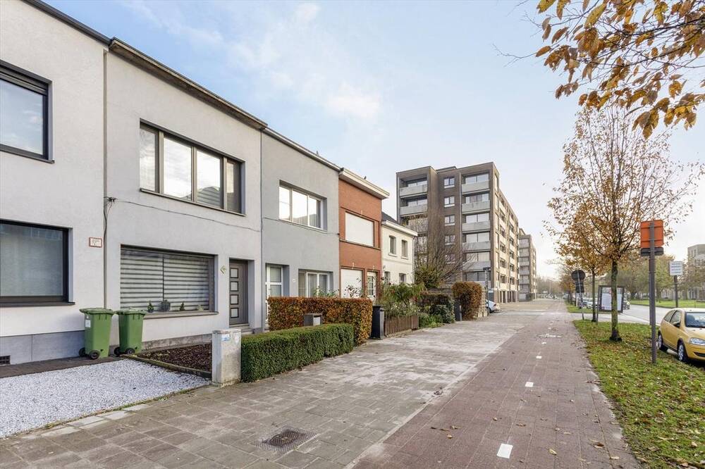 Huis te  koop in Wilrijk 2610 339000.00€ 2 slaapkamers 111.00m² - Zoekertje 288710