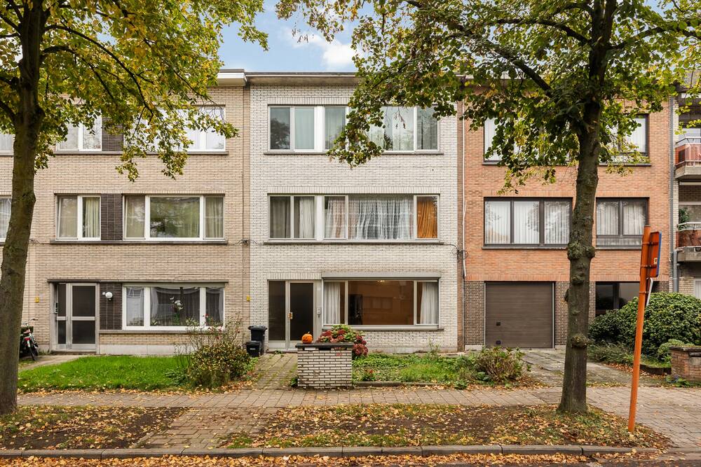 Appartement te  koop in Edegem 2650 229000.00€ 1 slaapkamers 109.00m² - Zoekertje 289115