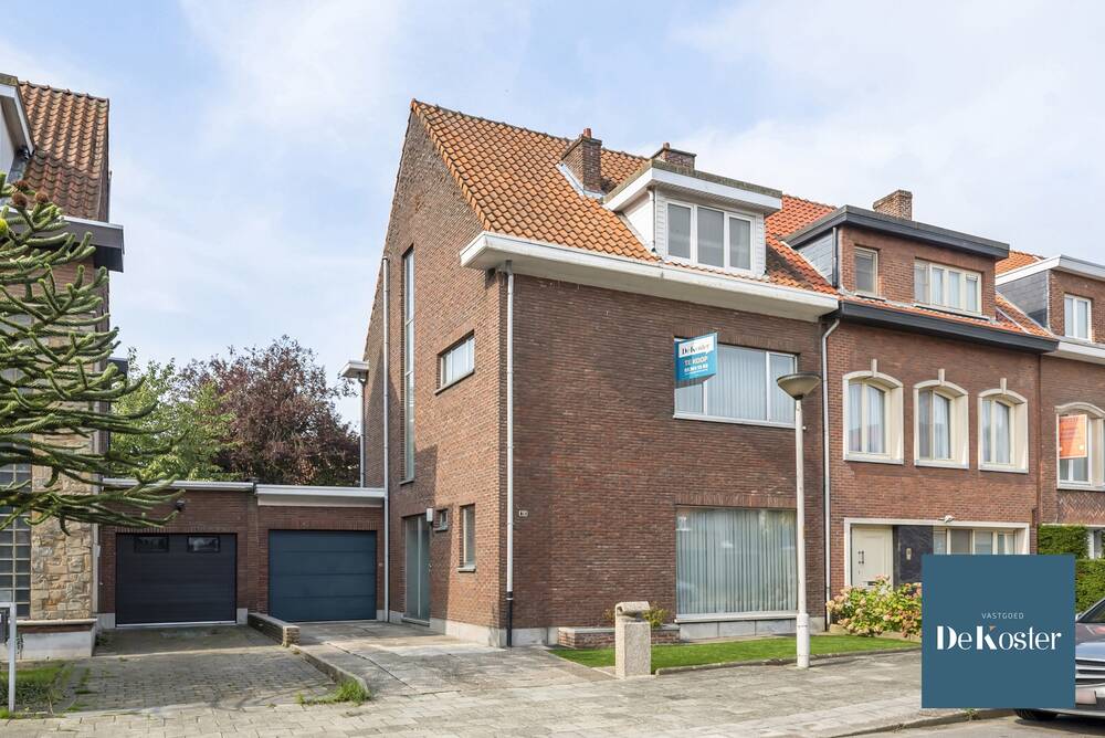 Huis te  koop in Ekeren 2180 399000.00€ 5 slaapkamers 209.00m² - Zoekertje 289974