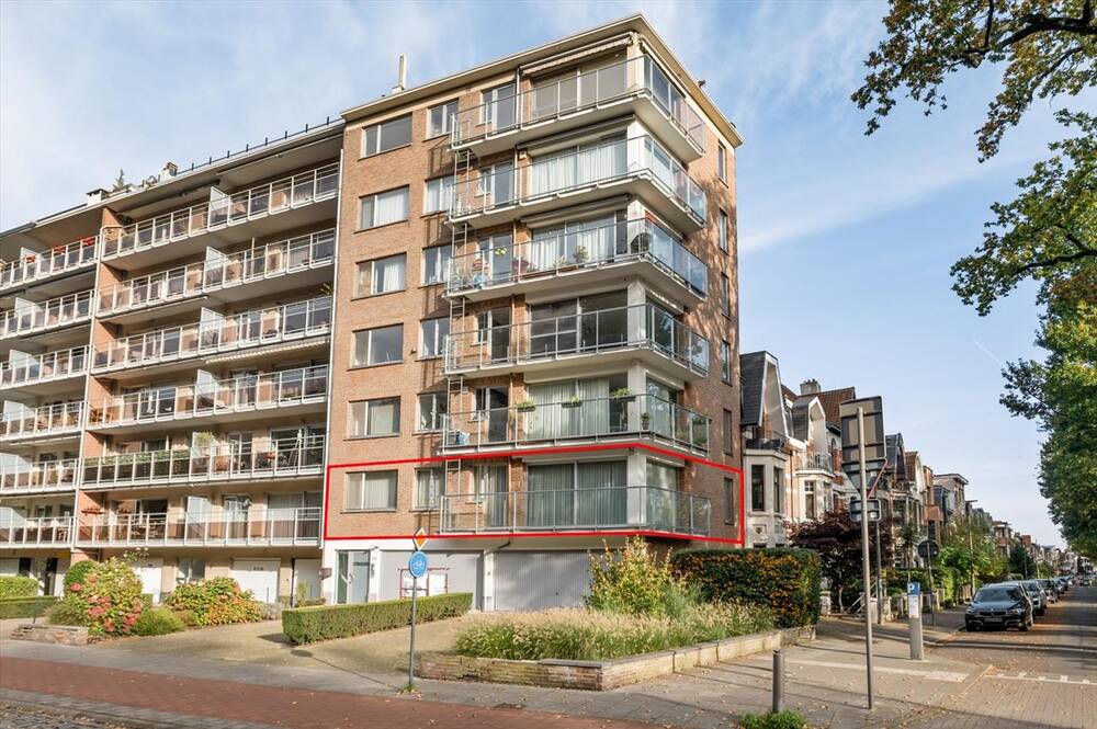 Appartement te  huur in Deurne 2100 820.00€ 2 slaapkamers 108.00m² - Zoekertje 291675