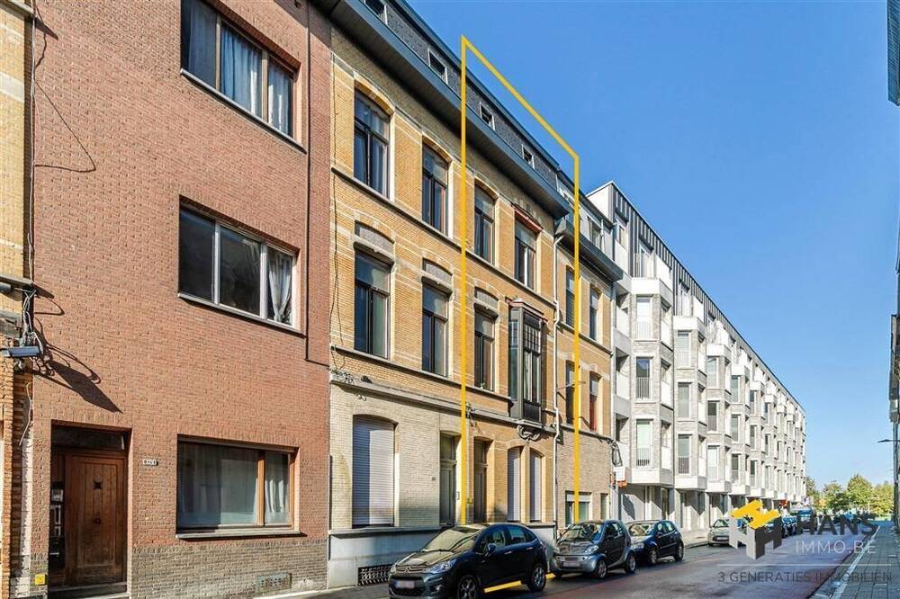 Appartementsgebouw te  koop in Antwerpen 2060 495000.00€ 8 slaapkamers 207.00m² - Zoekertje 290550