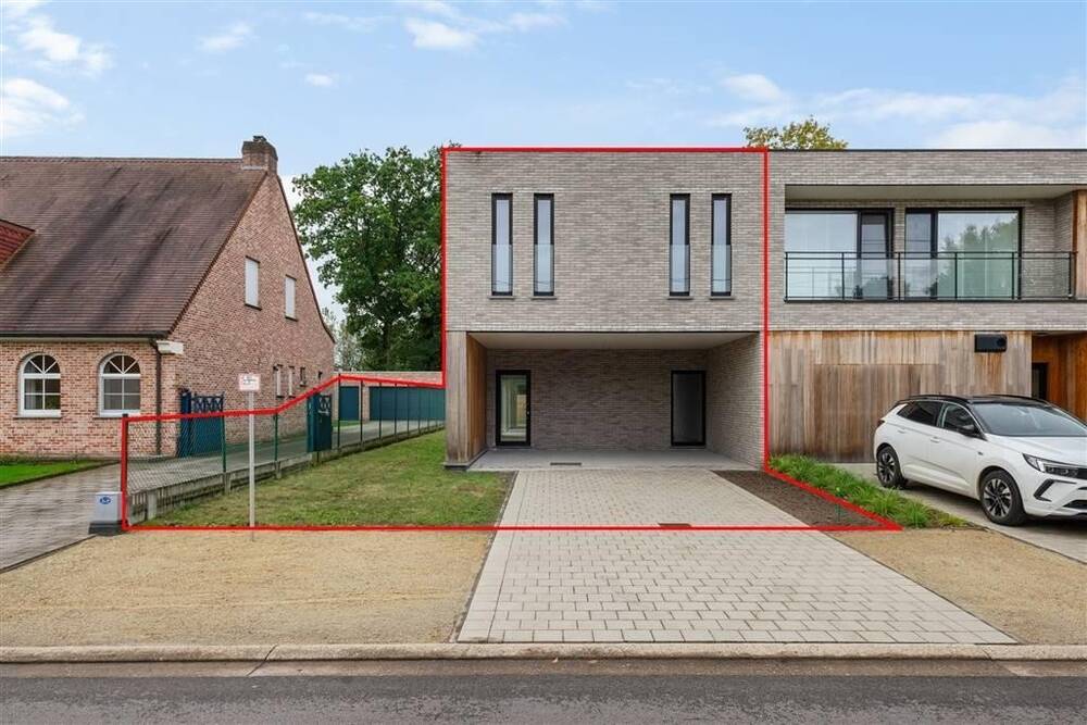 Huis te  koop in Mol 2400 355000.00€ 3 slaapkamers 154.00m² - Zoekertje 291159