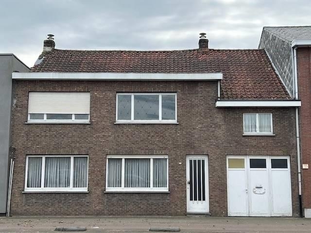 Huis te  koop in Aartselaar 2630 399000.00€ 5 slaapkamers 140.00m² - Zoekertje 291613