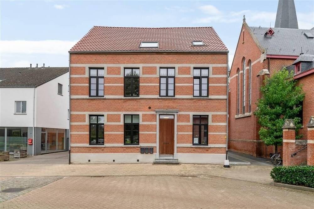 Appartement te  huur in Morkhoven 2200 820.00€ 1 slaapkamers 86.00m² - Zoekertje 291549