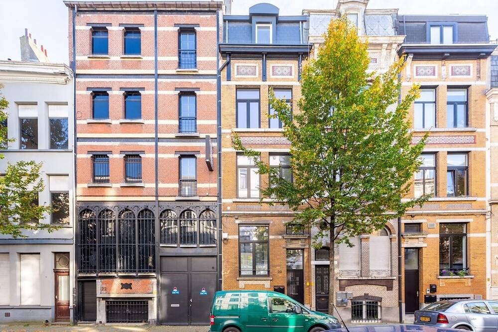 Huis te  koop in Antwerpen 2060 825000.00€ 4 slaapkamers 235.00m² - Zoekertje 292859