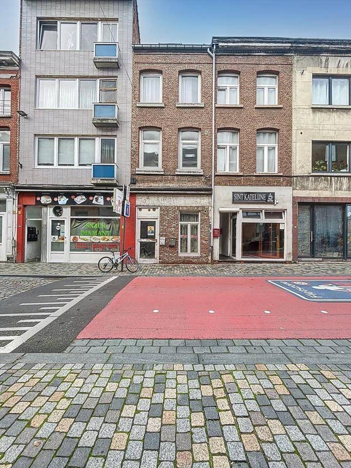 Huis te  in Mechelen 2800 295000.00€ 4 slaapkamers 0.00m² - Zoekertje 293720