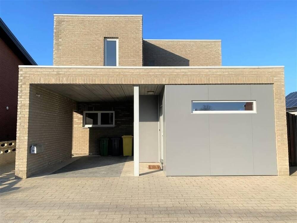 Huis te  huur in Balen 2490 1000.00€ 2 slaapkamers 107.00m² - Zoekertje 293343