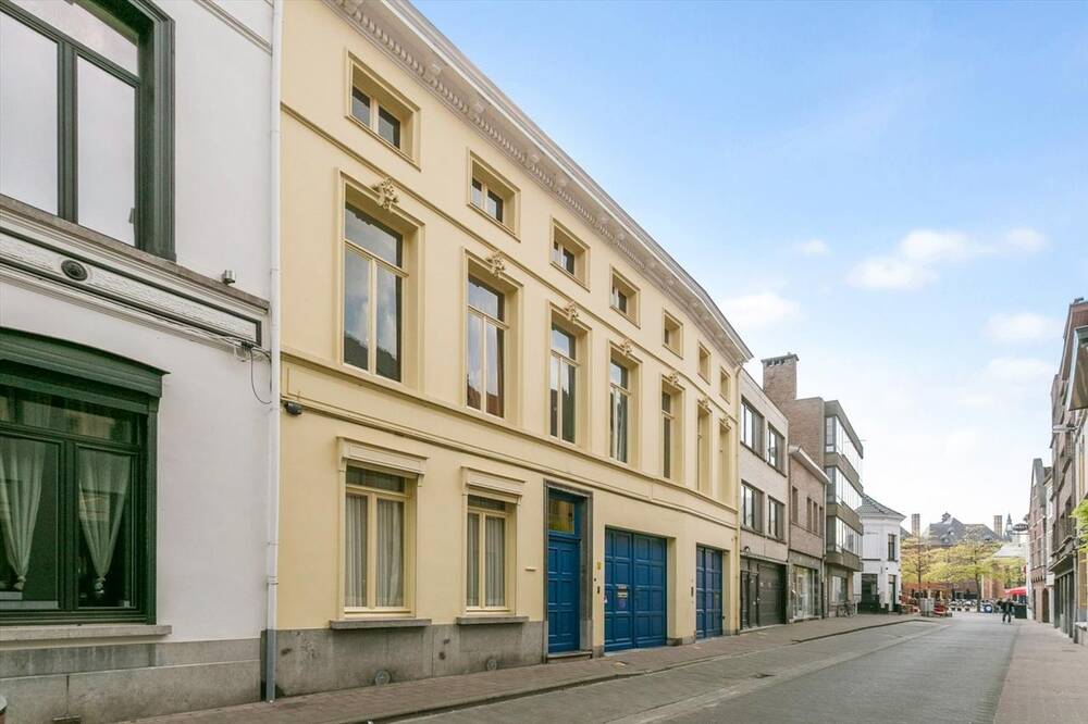 Handelszaak te  in Sint-Niklaas 9100 499000.00€ 6 slaapkamers 680.00m² - Zoekertje 294877