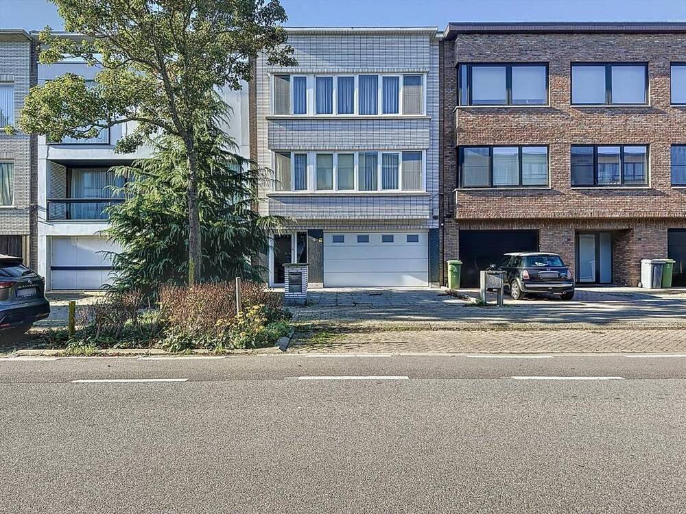 Huis te  koop in Merksem 2170 450000.00€ 4 slaapkamers 273.00m² - Zoekertje 295512