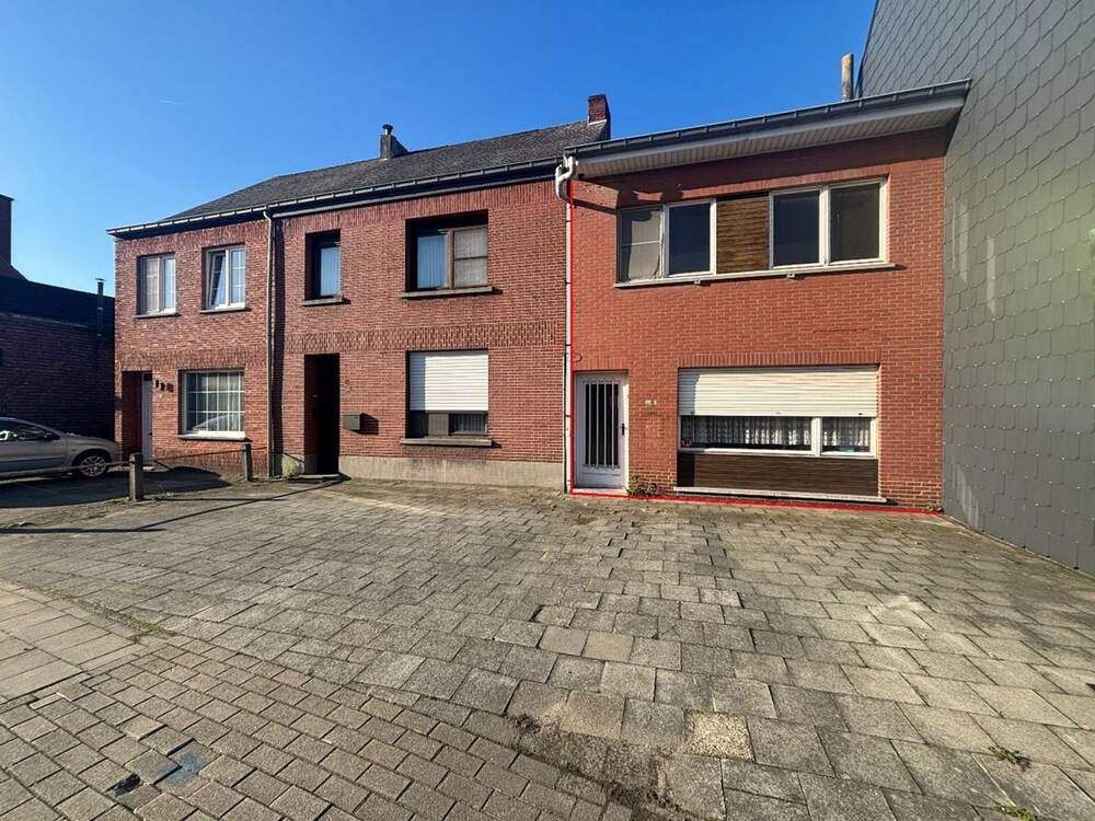 Huis te  koop in Mol 2400 119000.00€ 2 slaapkamers 90.00m² - Zoekertje 297016