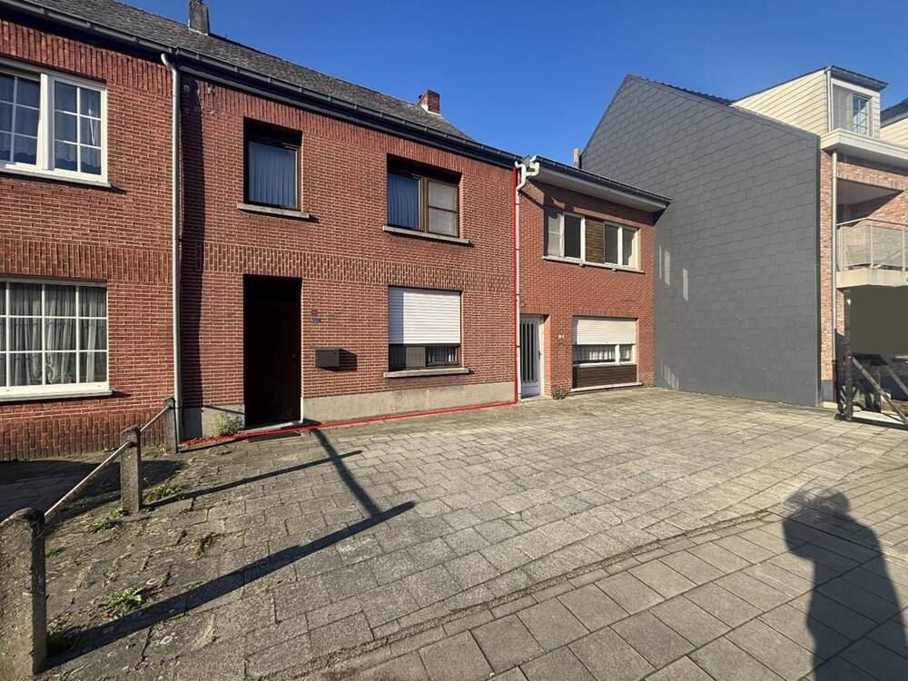 Huis te  koop in Mol 2400 179000.00€ 3 slaapkamers 148.00m² - Zoekertje 297015