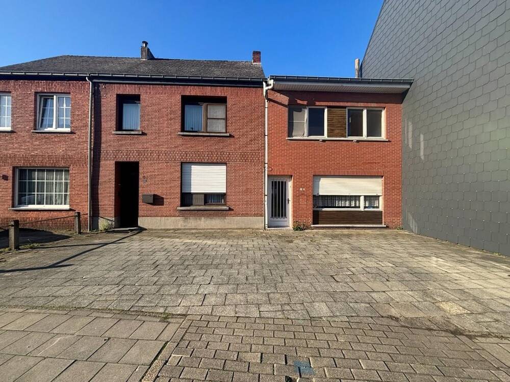 Huis te  koop in Mol 2400 449000.00€  slaapkamers 238.00m² - Zoekertje 296700