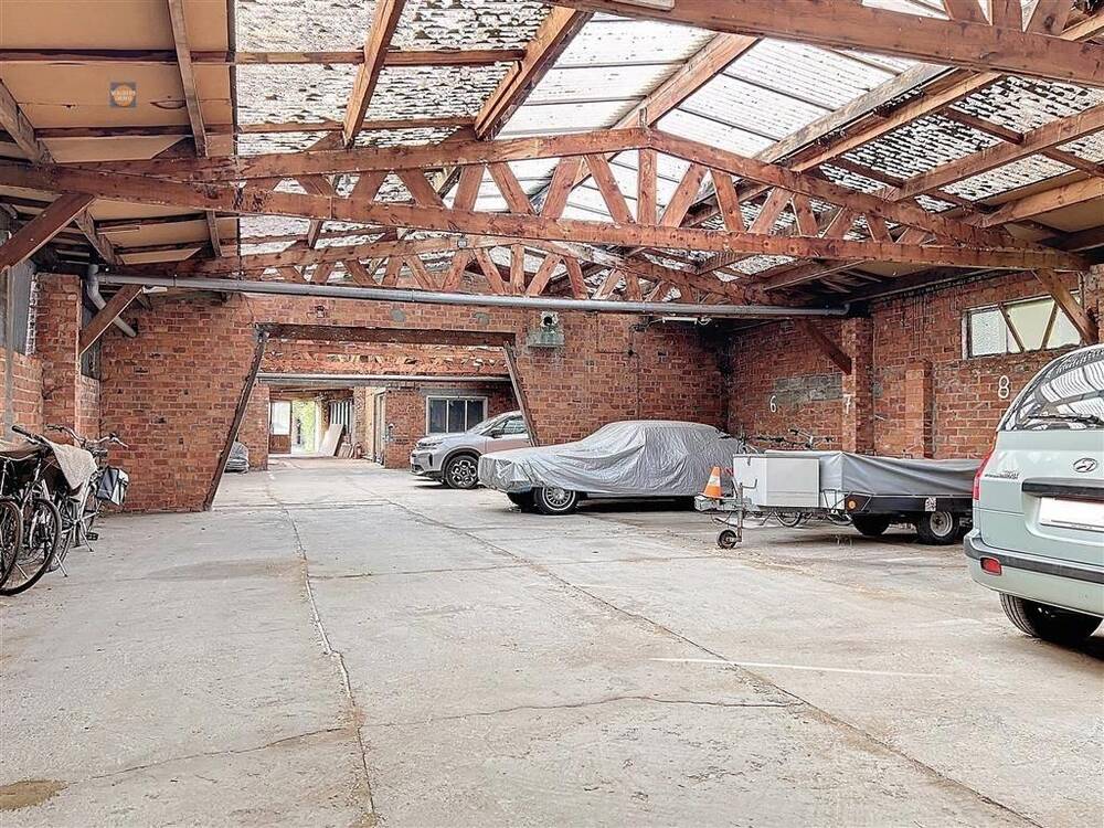 Parking & garage te  koop in Mechelen 2800 340000.00€  slaapkamers m² - Zoekertje 296836