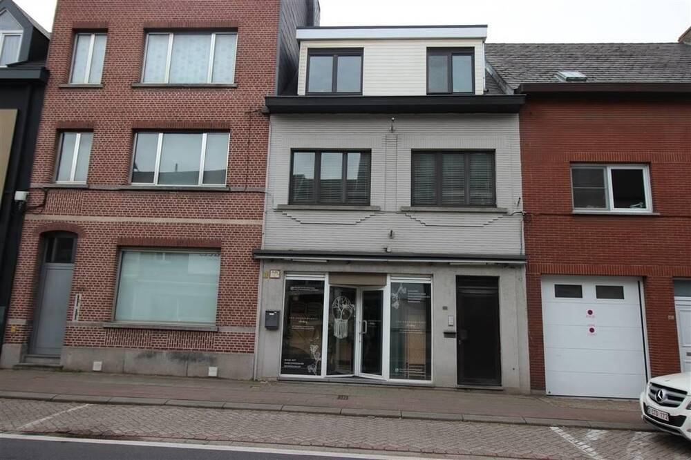 Handelszaak te  huur in Putte 2580 850.00€  slaapkamers m² - Zoekertje 296153