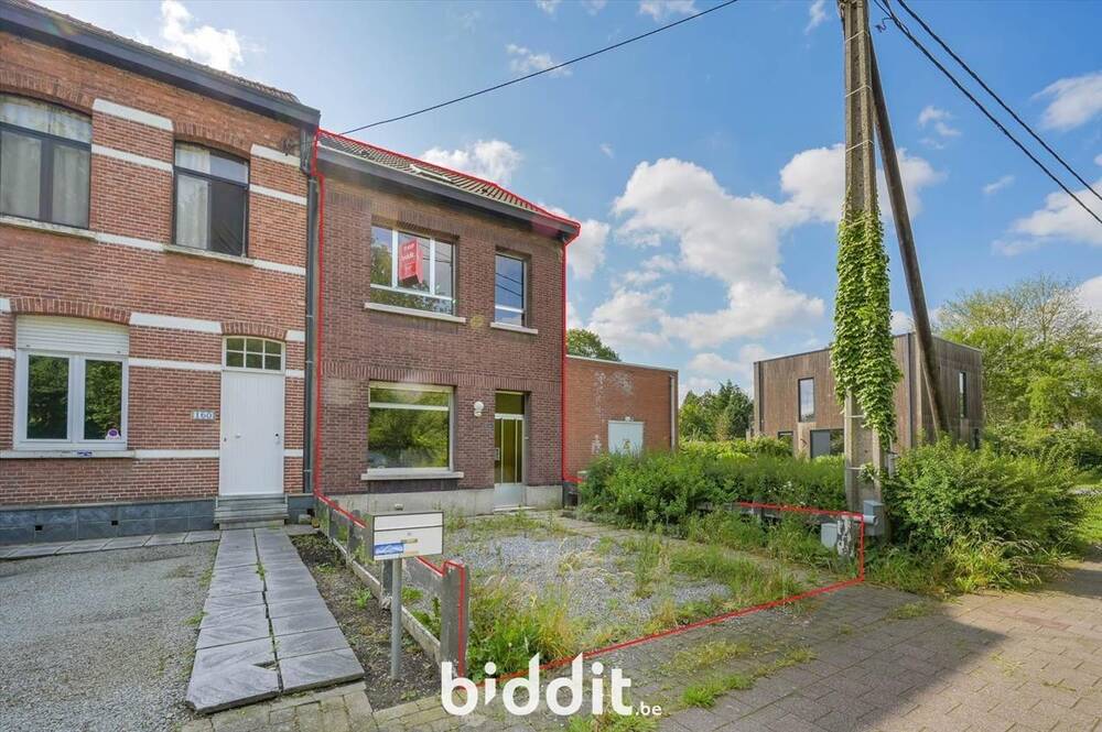 Huis te  koop in Schoten 2900 130000.00€ 3 slaapkamers m² - Zoekertje 297343