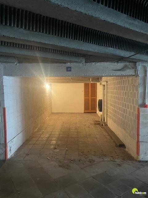 Parking & garage te  koop in Borgerhout 2140 20000.00€  slaapkamers m² - Zoekertje 297991