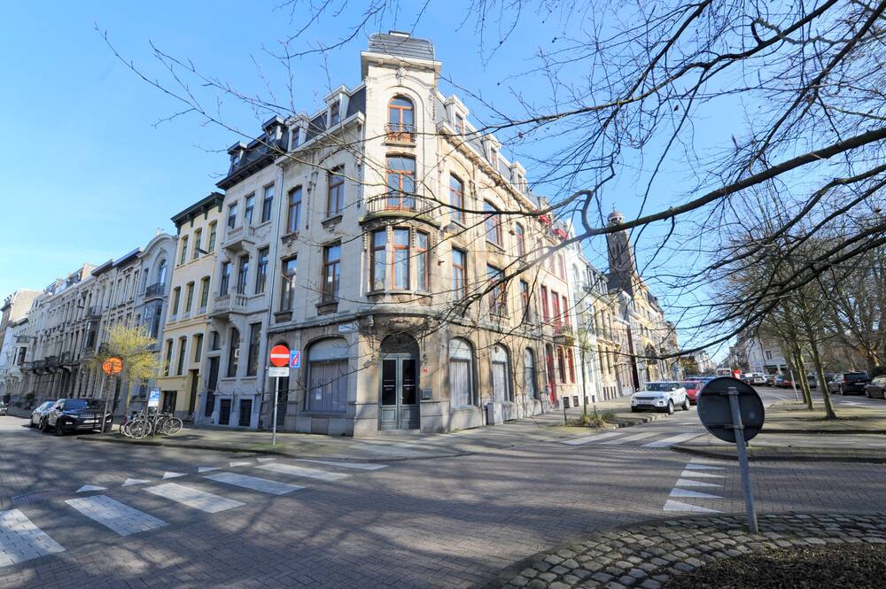 Handelszaak te  huur in Antwerpen 2018 2200.00€ 0 slaapkamers m² - Zoekertje 301843