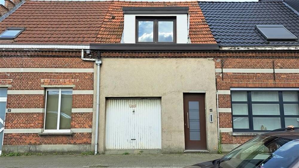 Huis te  koop in Schoten 2900 198000.00€ 1 slaapkamers 120.00m² - Zoekertje 301936