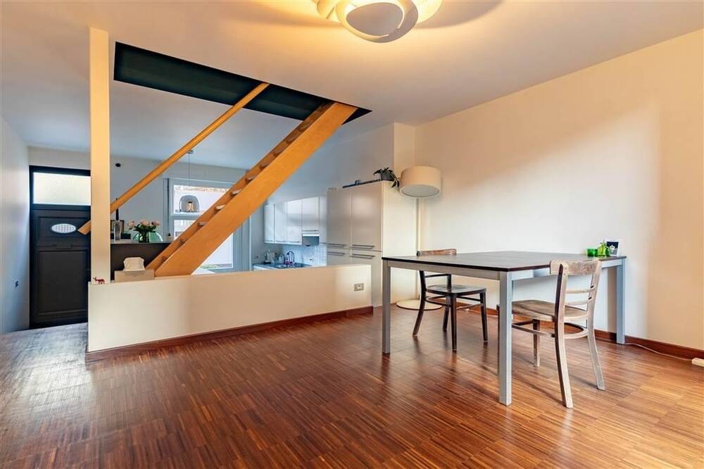 Huis te  koop in Berchem 2600 359000.00€ 2 slaapkamers 115.00m² - Zoekertje 303135