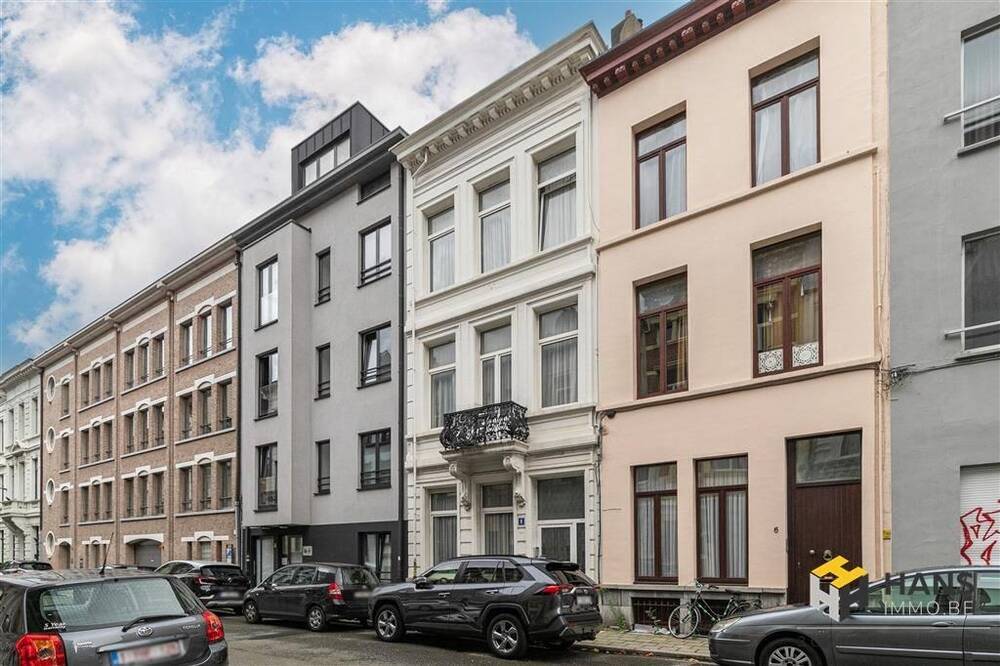 Huis te  koop in Antwerpen 2060 349000.00€ 6 slaapkamers 220.00m² - Zoekertje 303420