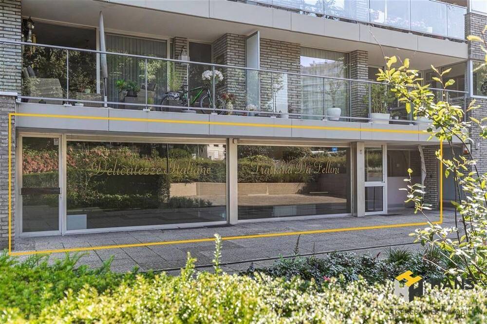 Handelszaak te  koop in Berchem 2600 299000.00€  slaapkamers 139.00m² - Zoekertje 303419