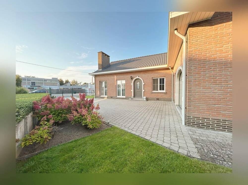 Huis te  koop in Heist-op-den-Berg 2220 519000.00€ 3 slaapkamers m² - Zoekertje 304808