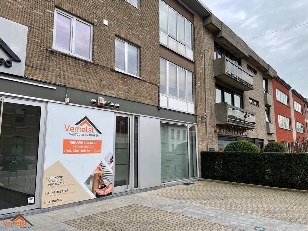 Appartement te  huur in Brasschaat 2930 890.00€ 1 slaapkamers 90.00m² - Zoekertje 305478