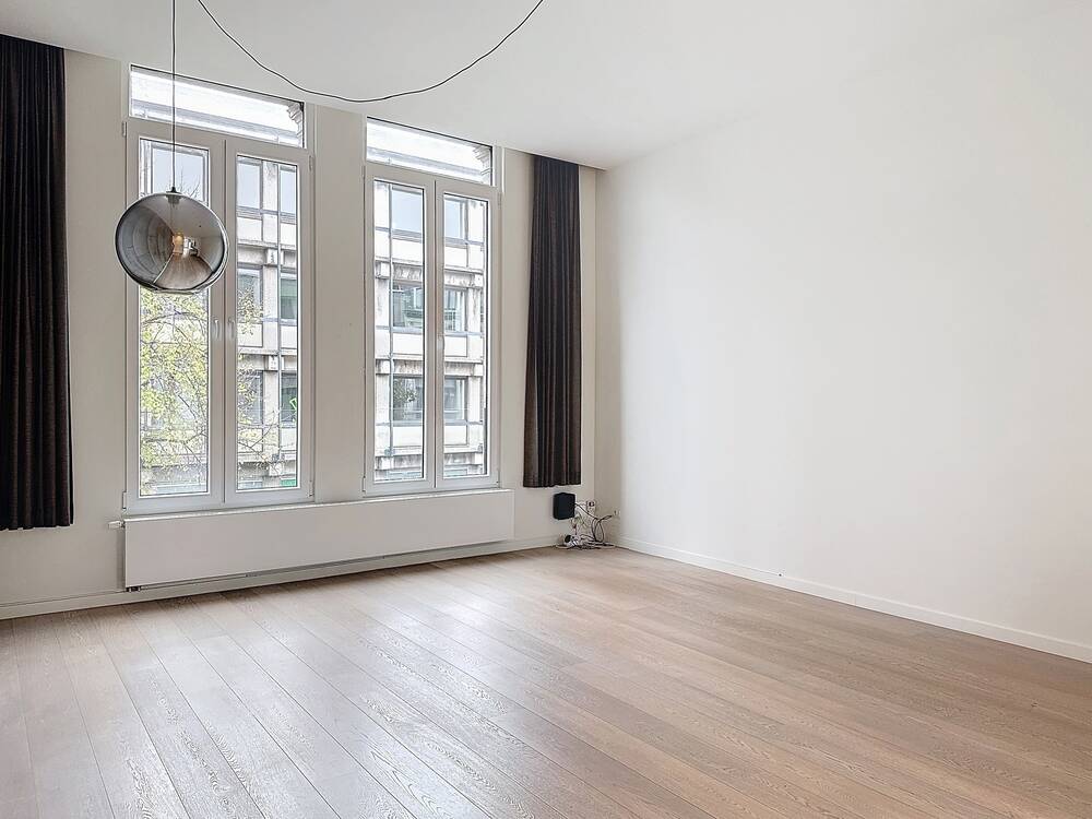 Appartement te  huur in Antwerpen 2000 1100.00€ 2 slaapkamers m² - Zoekertje 305654