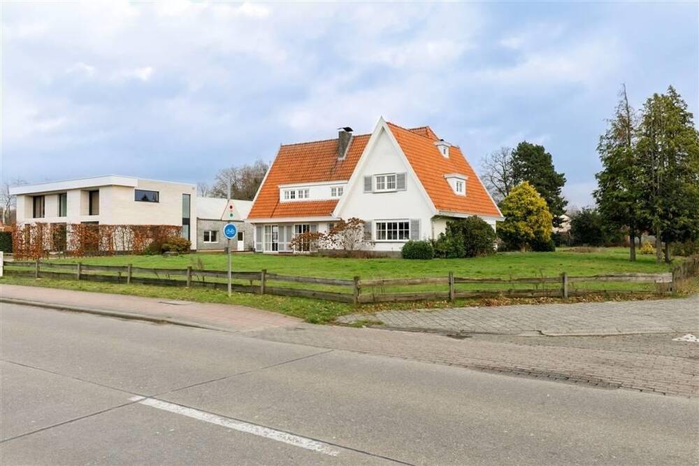 Huis te  koop in Herentals 2200 495000.00€ 4 slaapkamers 246.00m² - Zoekertje 308060