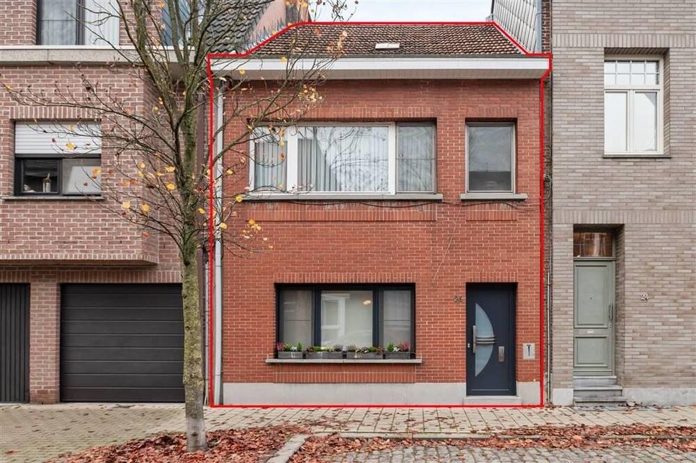 Huis te  koop in Schoten 2900 260000.00€ 3 slaapkamers 118.00m² - Zoekertje 307232