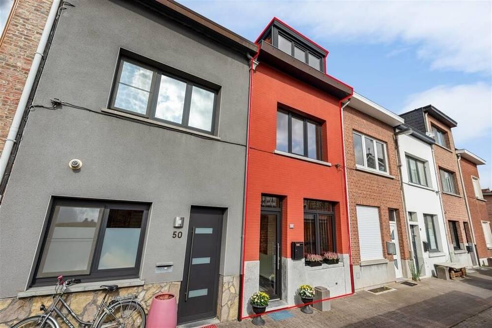 Huis te  koop in Lier 2500 285000.00€ 4 slaapkamers 125.00m² - Zoekertje 306983