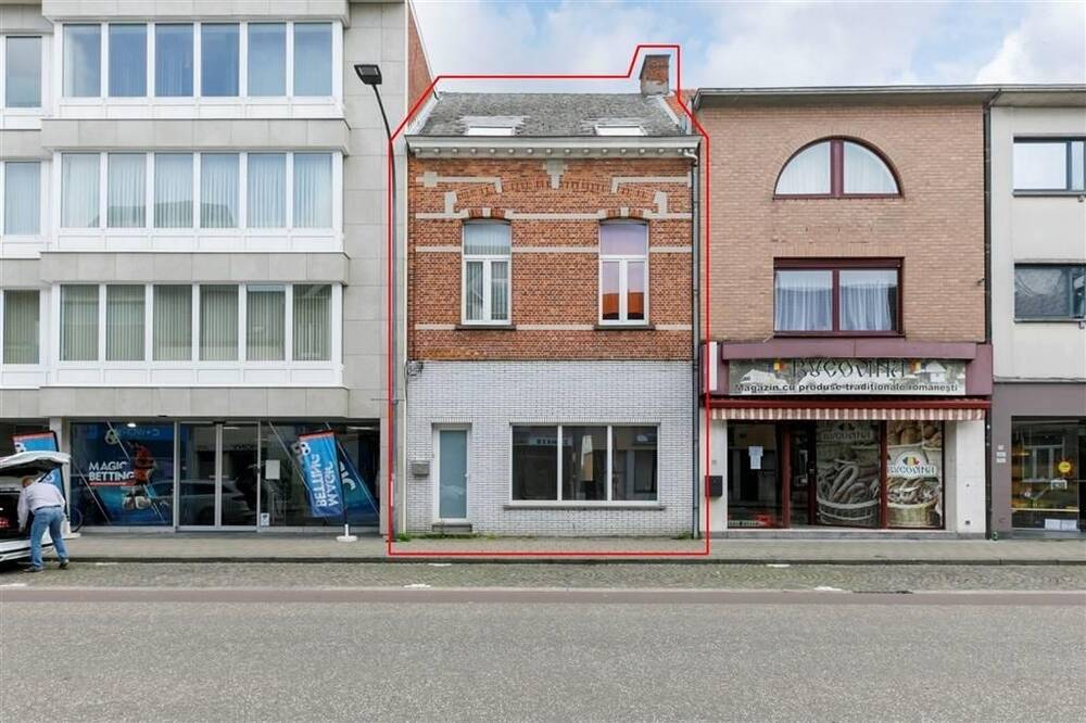 Huis te  koop in Geel 2440 274000.00€ 6 slaapkamers 228.00m² - Zoekertje 308218