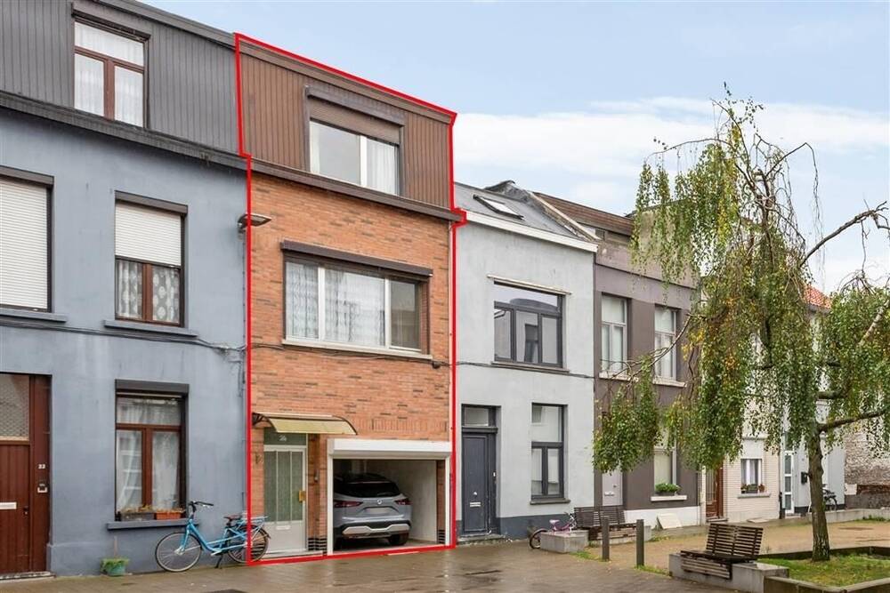 Huis te  koop in Antwerpen 2060 250000.00€ 2 slaapkamers 123.00m² - Zoekertje 306916