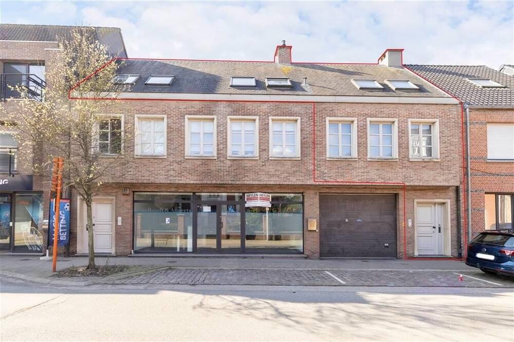 Huis te  koop in Herentals 2200 365000.00€ 3 slaapkamers 267.00m² - Zoekertje 307390